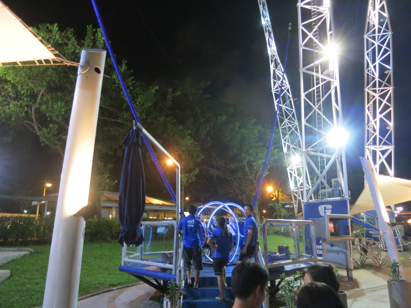 □2013年7月 IMCAS ASIA⑦ シンガポールで体験した逆バンジージャンプ