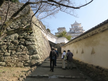 %e5%a7%ab%e8%b7%af_3